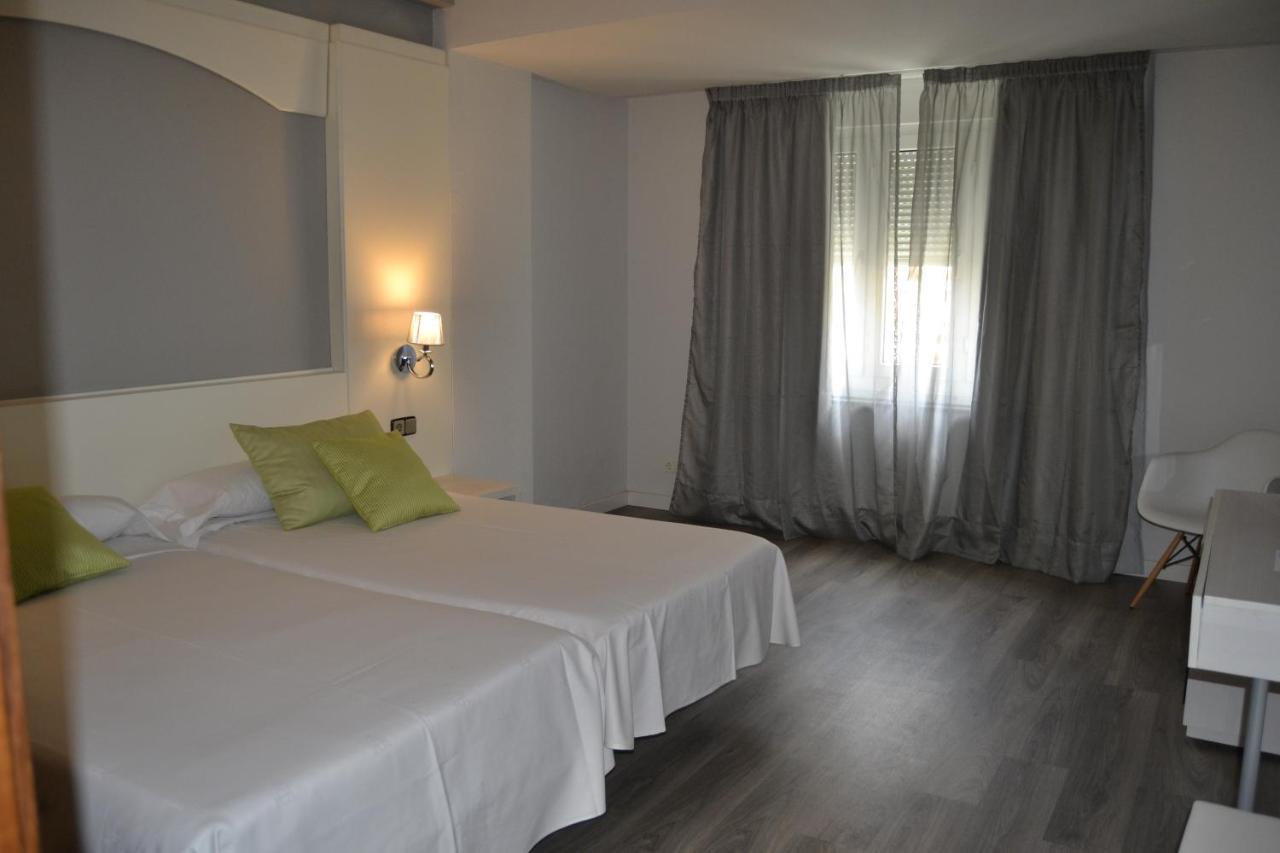 Hotel Mir Octavio 4*