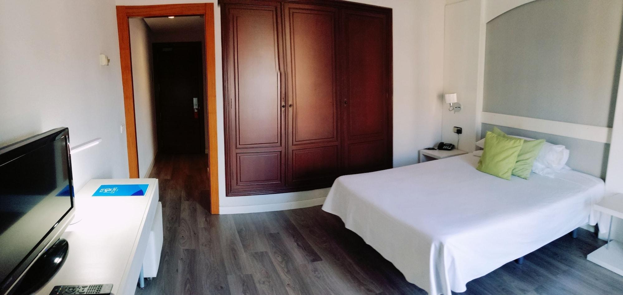 Hotel Mir Octavio