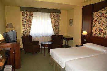 Mir Octavio Hotel